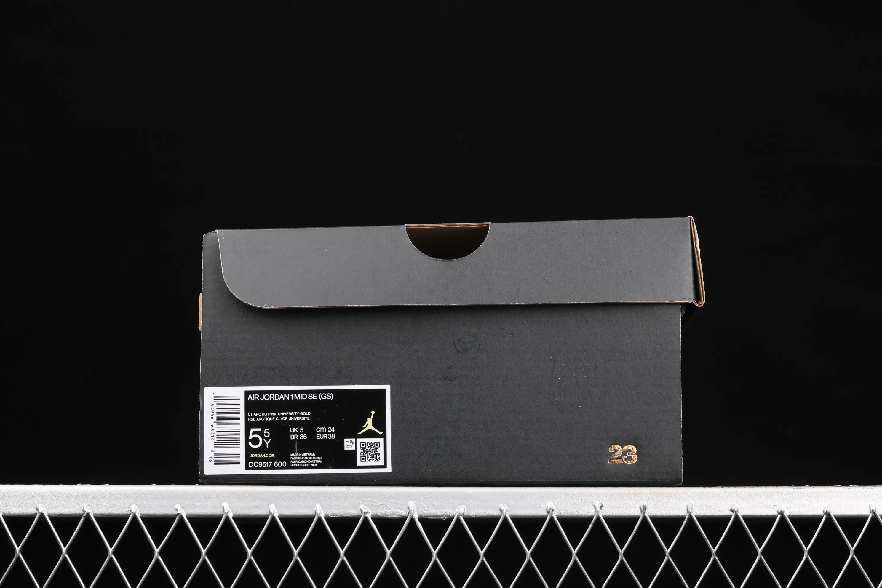 All categories Air Jordan Jordan series basketball shoes Air Jordan 1 Mid G version pure original Air Jordan 1 Mid AJ1 Joe 1 girl powder China basketball shoes DC9517-600